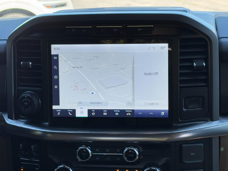 Ford F-150 Vehicle Full-screen Gallery Image 13