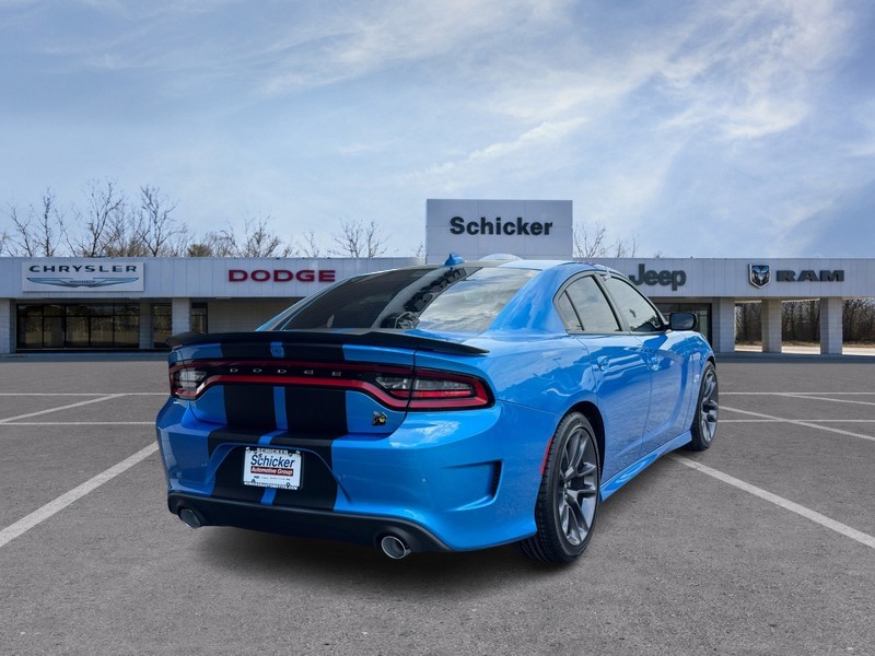 Dodge Charger Vehicle Full-screen Gallery Image 03