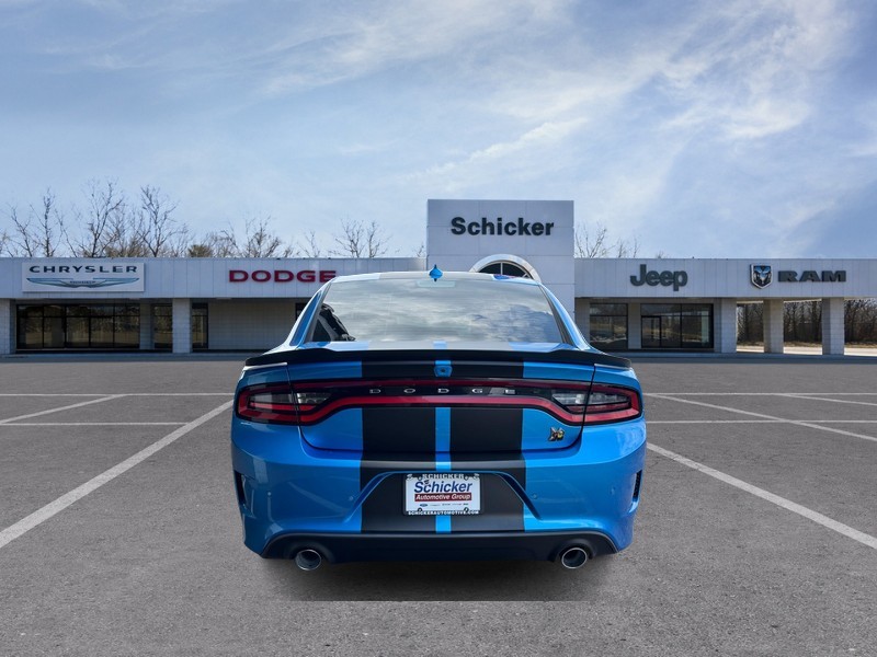 Dodge Charger Vehicle Full-screen Gallery Image 04