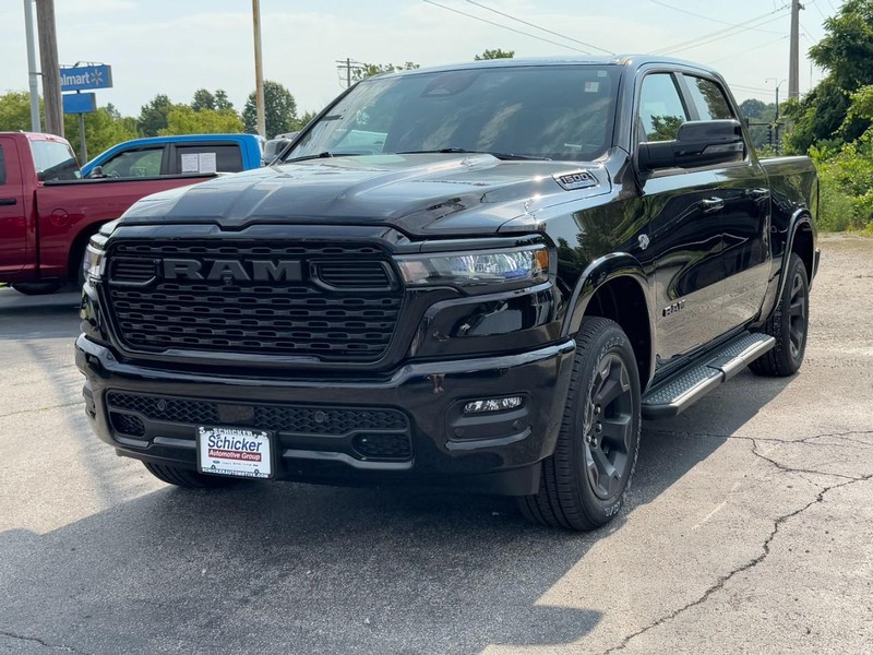 Ram 1500 Vehicle Full-screen Gallery Image 08