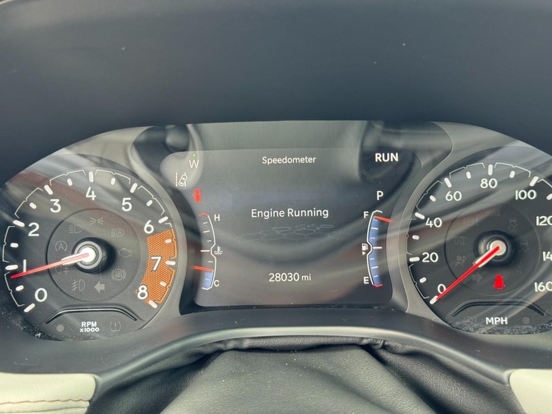 Jeep Compass Vehicle Full-screen Gallery Image 20