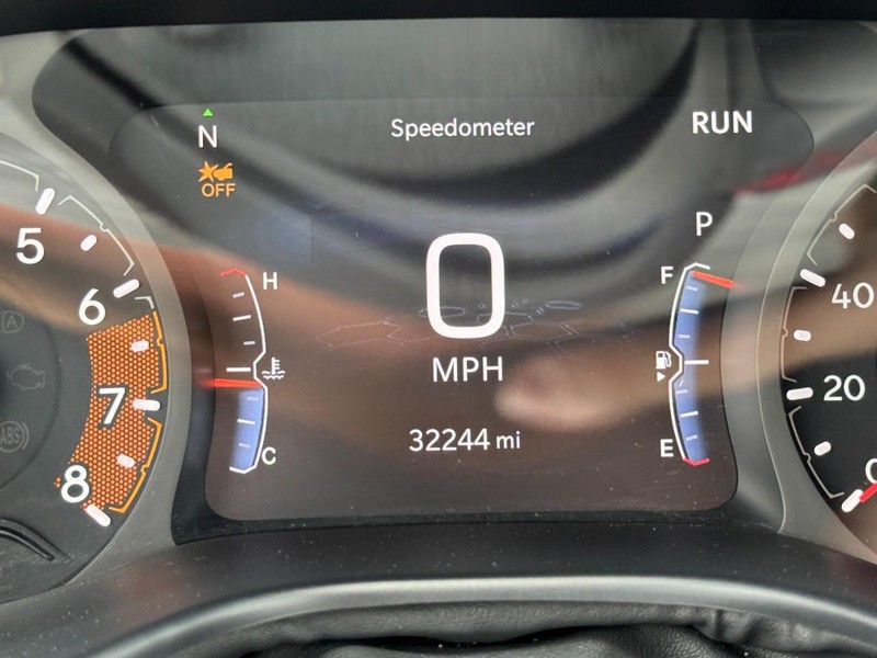 Jeep Compass Vehicle Full-screen Gallery Image 18