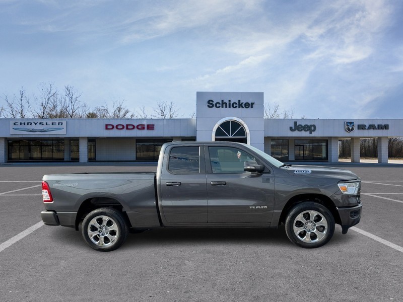 Ram 1500 Vehicle Full-screen Gallery Image 02