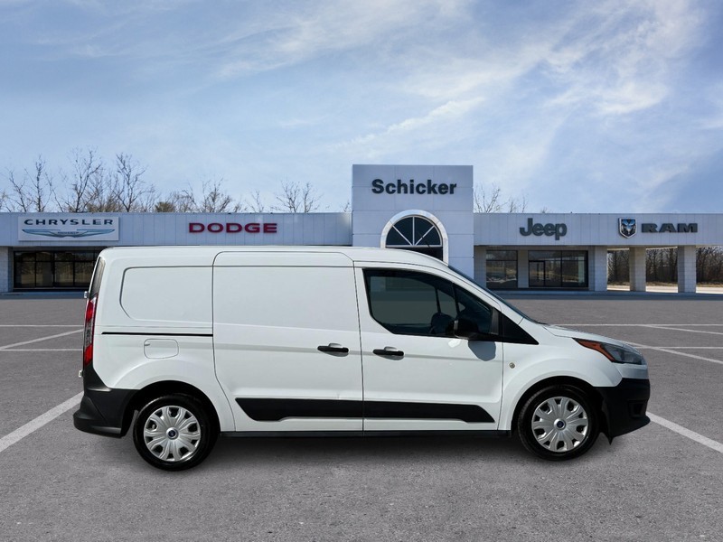 Ford Transit Connect Van Vehicle Full-screen Gallery Image 02