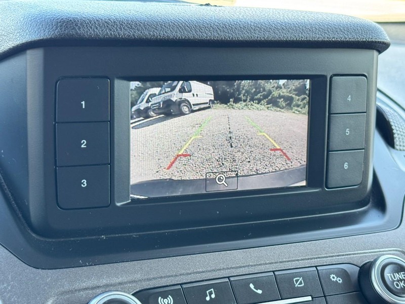 Ford Transit Connect Van Vehicle Full-screen Gallery Image 22