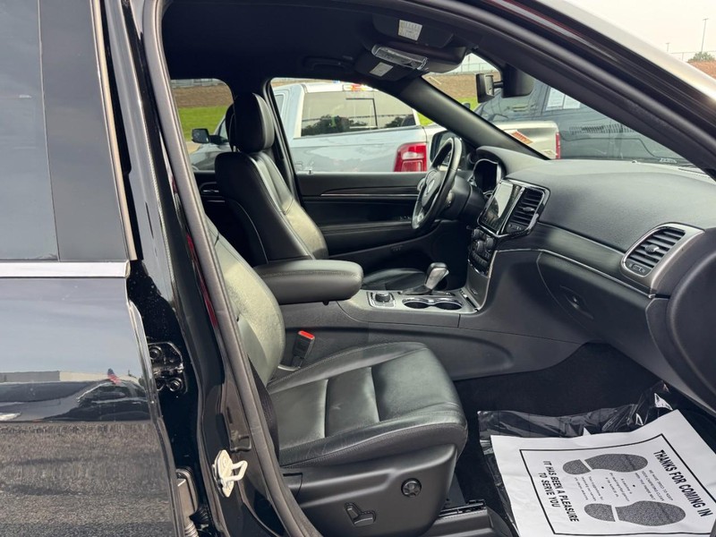 Jeep Grand Cherokee WK Vehicle Full-screen Gallery Image 15