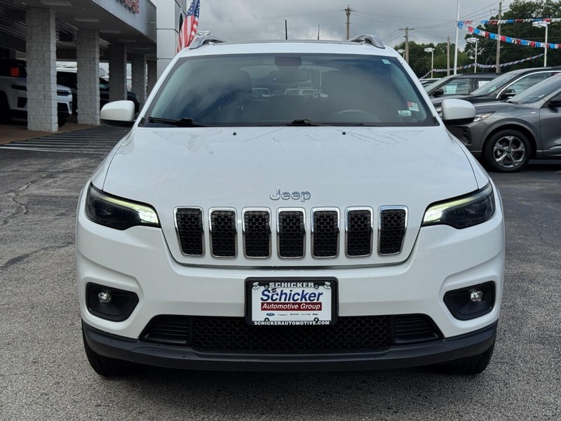 Jeep Cherokee Vehicle Full-screen Gallery Image 09