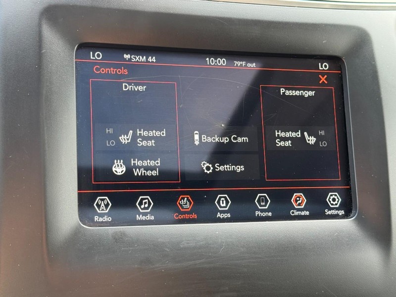 Jeep Cherokee Vehicle Full-screen Gallery Image 20