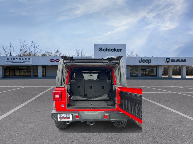Jeep Wrangler Vehicle Full-screen Gallery Image 04