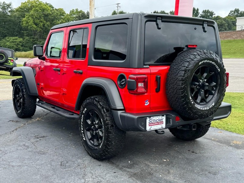 Jeep Wrangler Vehicle Full-screen Gallery Image 05
