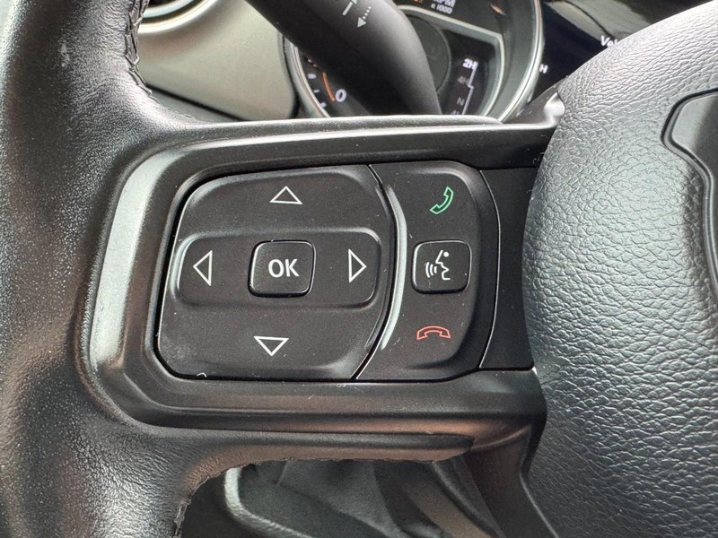 Jeep Wrangler Vehicle Full-screen Gallery Image 15