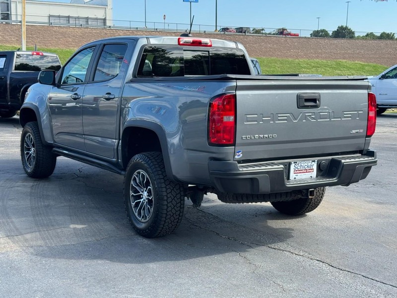 Chevrolet Colorado Vehicle Full-screen Gallery Image 06