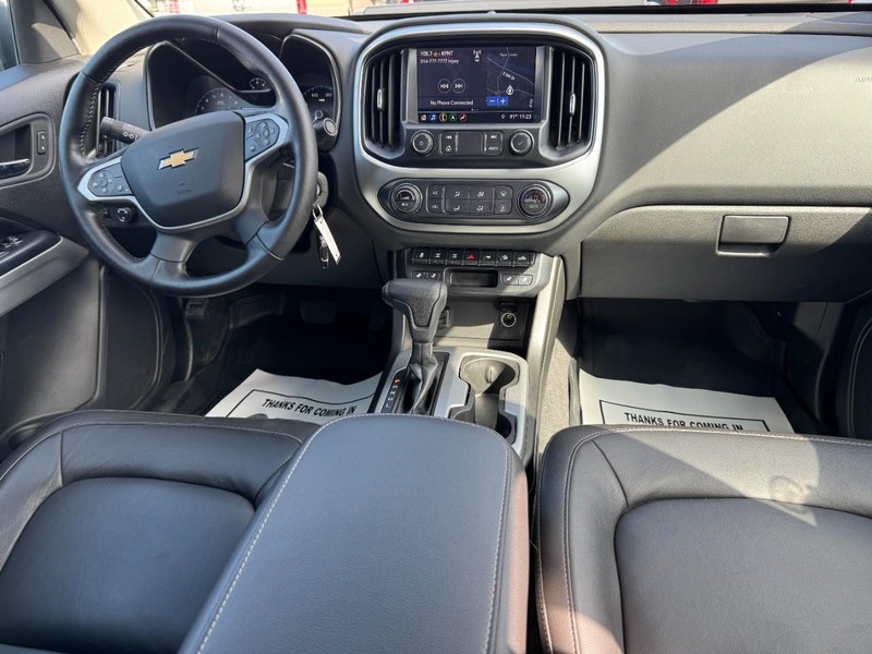 Chevrolet Colorado Vehicle Full-screen Gallery Image 11