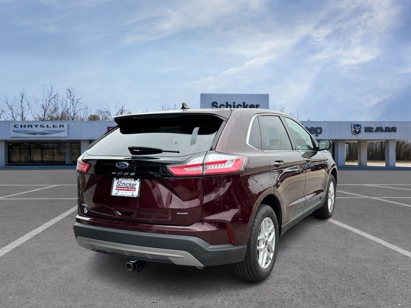 Ford Edge Vehicle Full-screen Gallery Image 03