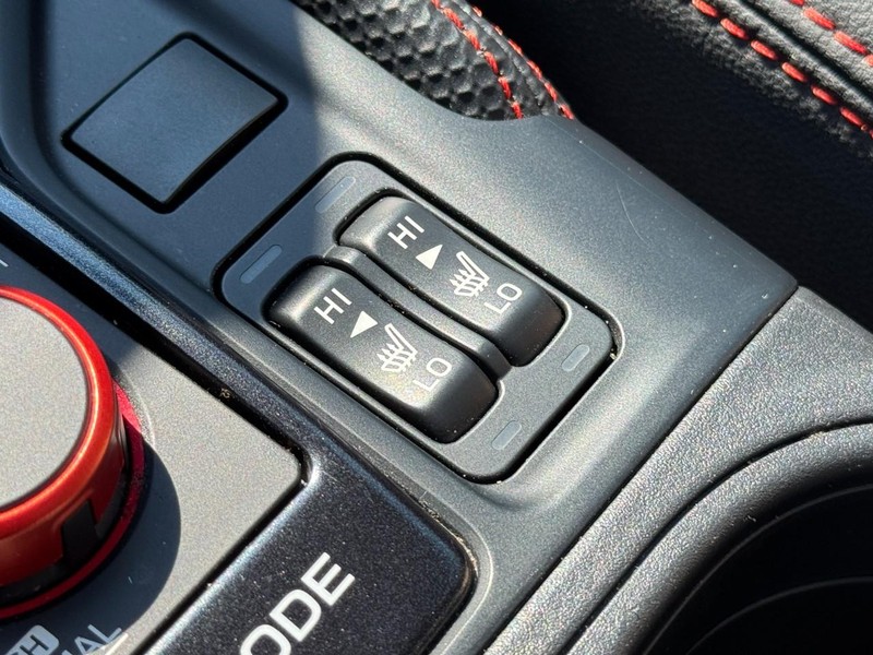 Subaru Forester Vehicle Full-screen Gallery Image 19