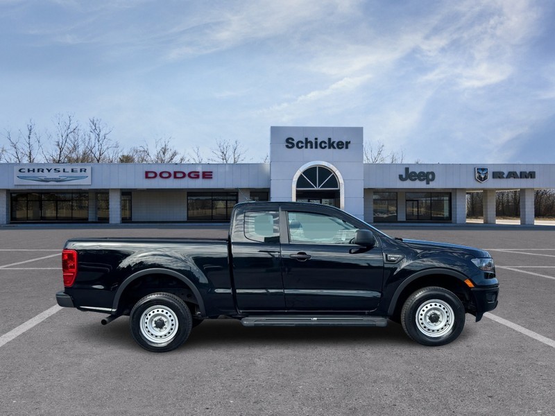 Ford Ranger Vehicle Full-screen Gallery Image 02