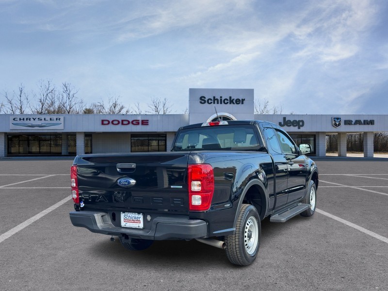 Ford Ranger Vehicle Full-screen Gallery Image 03