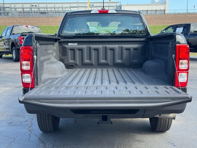 Ford Ranger Vehicle Full-screen Gallery Image 05