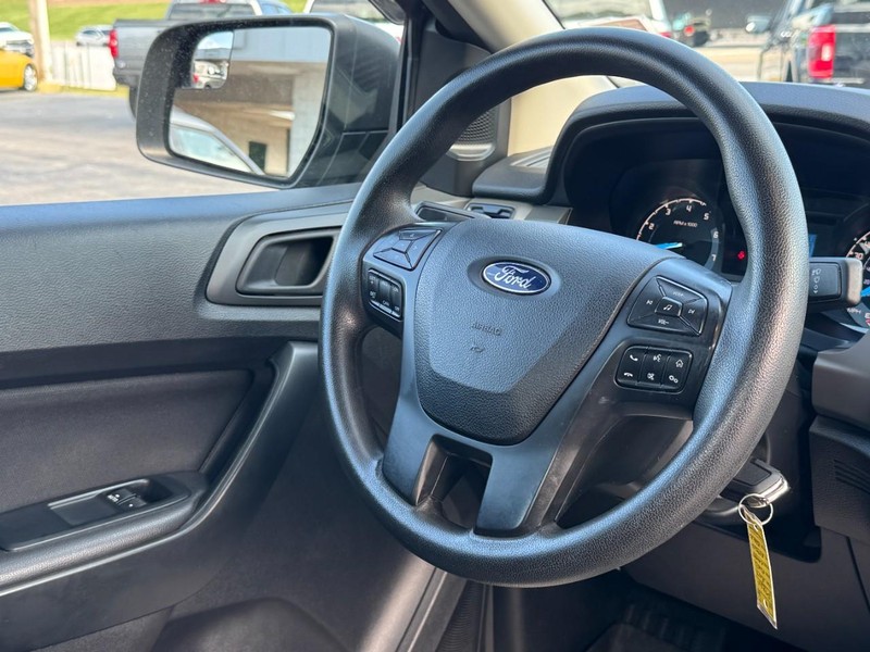 Ford Ranger Vehicle Full-screen Gallery Image 12