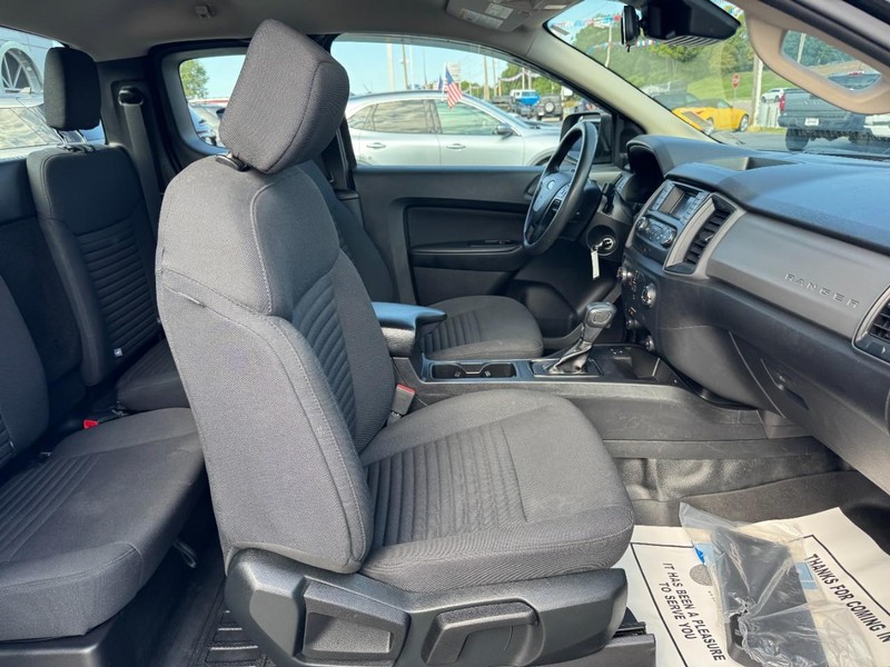 Ford Ranger Vehicle Full-screen Gallery Image 15
