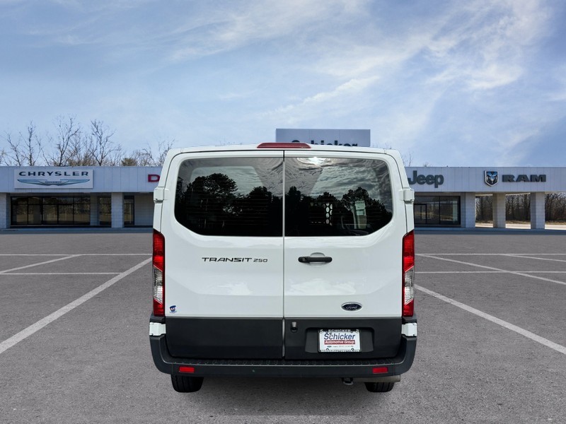 Ford Transit Cargo Van Vehicle Full-screen Gallery Image 04