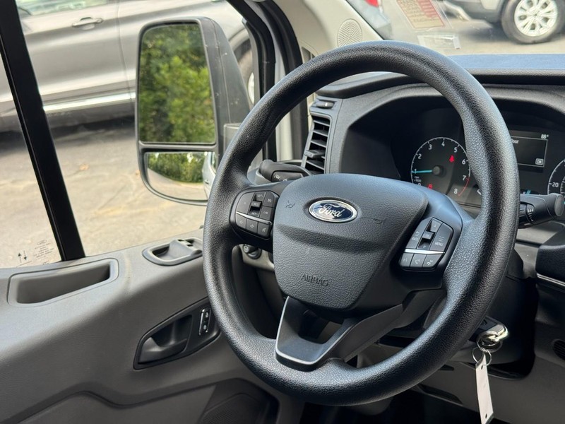 Ford Transit Cargo Van Vehicle Full-screen Gallery Image 14