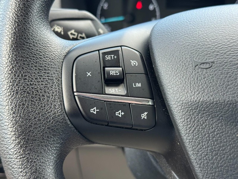 Ford Transit Cargo Van Vehicle Full-screen Gallery Image 18