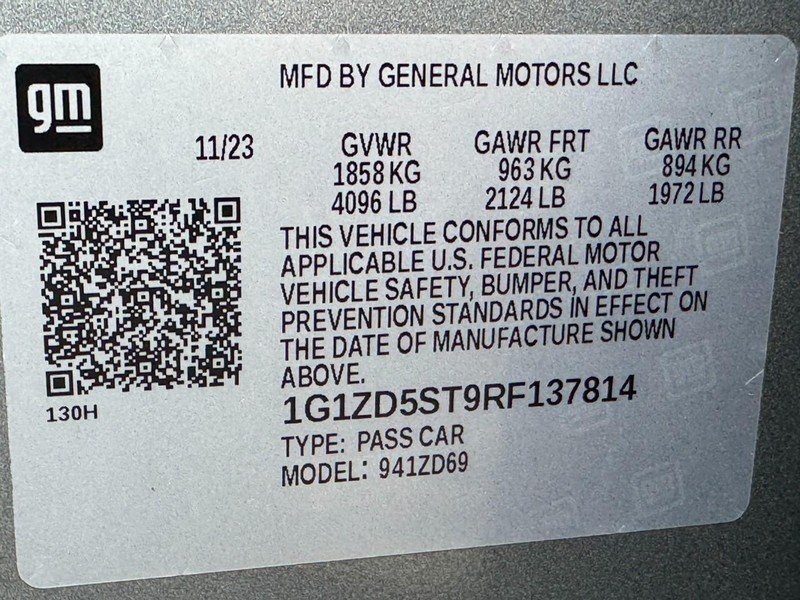 Chevrolet Malibu Vehicle Full-screen Gallery Image 24