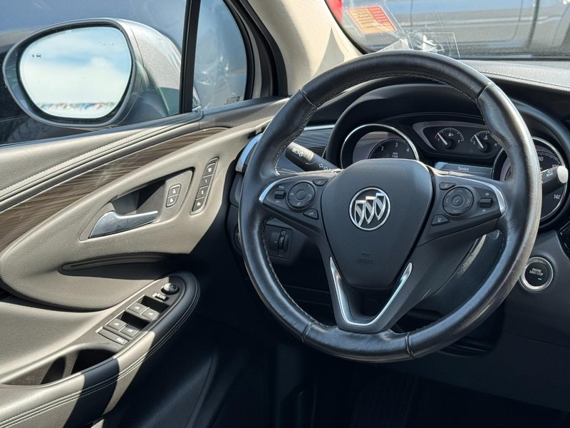 Buick Envision Vehicle Full-screen Gallery Image 12