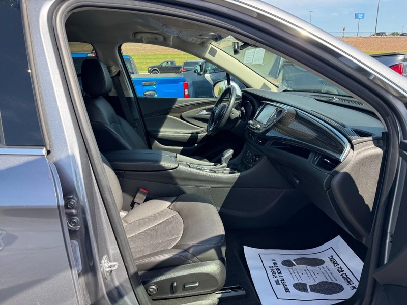 Buick Envision Vehicle Full-screen Gallery Image 15