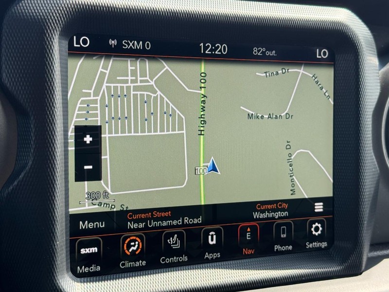 Jeep Wrangler Vehicle Full-screen Gallery Image 22