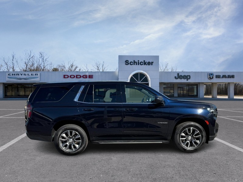 Chevrolet Tahoe Vehicle Full-screen Gallery Image 02