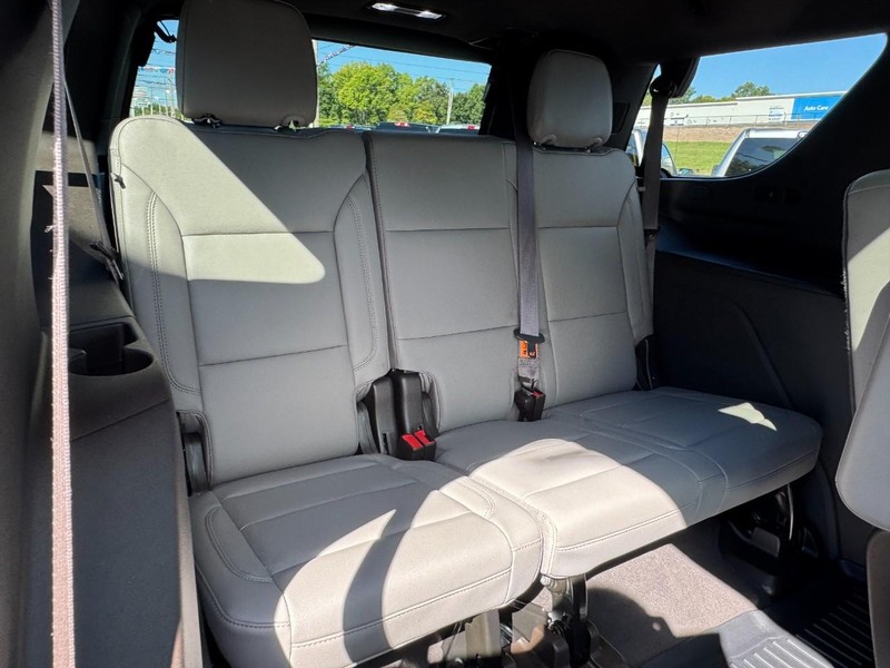 Chevrolet Tahoe Vehicle Full-screen Gallery Image 11