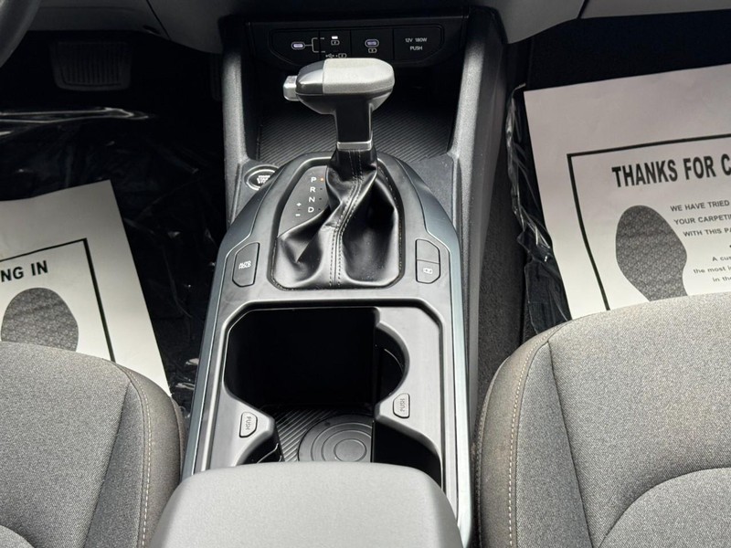Kia K4 Vehicle Full-screen Gallery Image 14