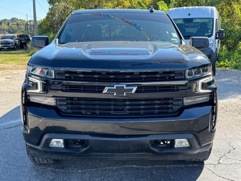 Chevrolet Silverado 1500 LTD Vehicle Full-screen Gallery Image 09