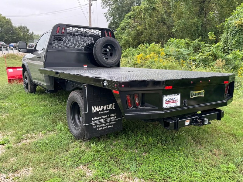 Ram 3500 Chassis Cab Vehicle Full-screen Gallery Image 05