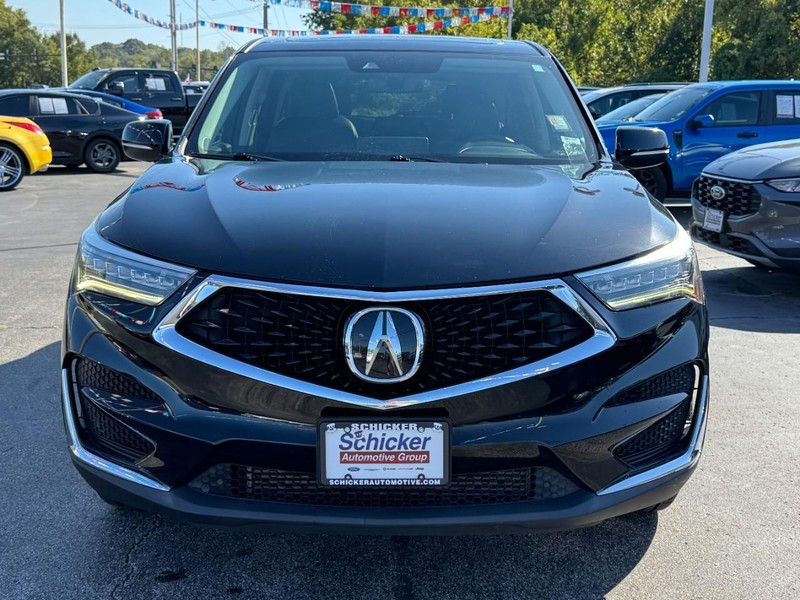 Acura RDX Vehicle Full-screen Gallery Image 09