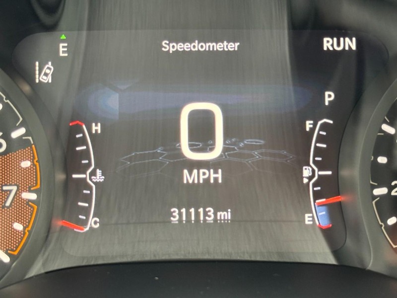 Jeep Compass Vehicle Full-screen Gallery Image 18