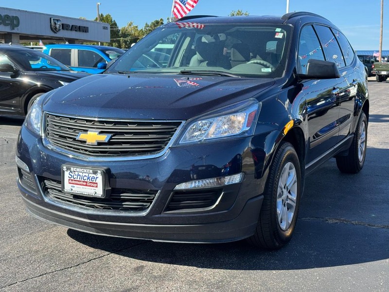 Chevrolet Traverse Vehicle Full-screen Gallery Image 08