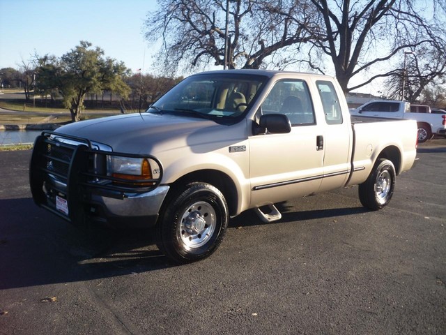 1999 Ford Super Duty F-250 2WD XLT SuperCab at Procter Motor Company Inc. in Lampasas TX