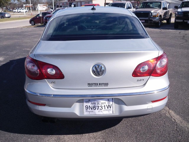 Volkswagen CC Vehicle Full-screen Gallery Image 03