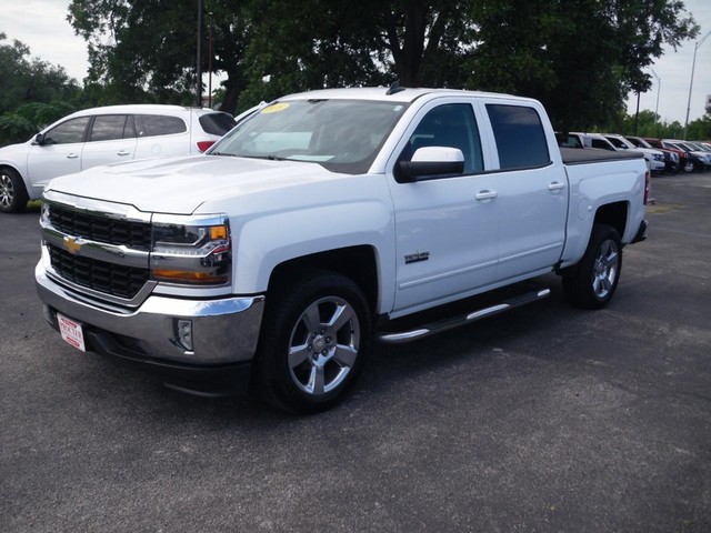 2018 Chevrolet Silverado 1500 2WD LT w/1LT Crew Cab at Procter Motor Company Inc. in Lampasas TX
