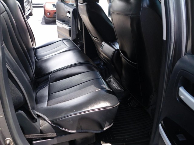 Toyota Tundra 4WD Truck Vehicle Full-screen Gallery Image 06