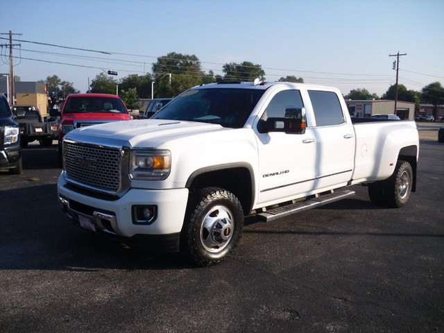 2015 GMC Sierra 3500HD available WiFi 4WD Denali Crew Cab at Procter Motor Company Inc. in Lampasas TX
