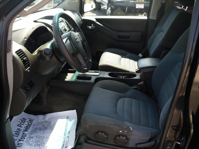 Nissan Xterra Vehicle Full-screen Gallery Image 04