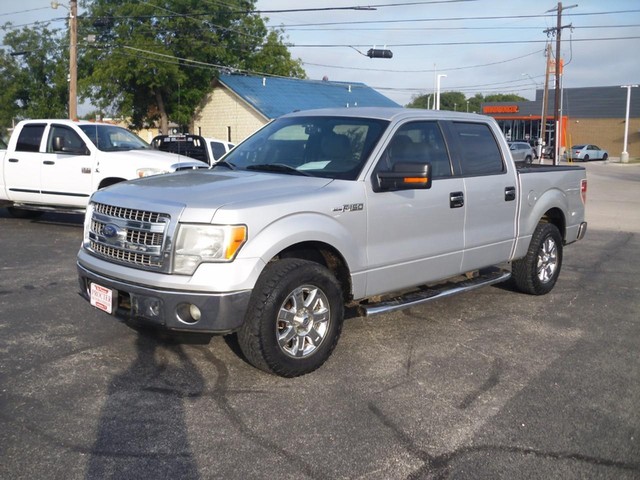 2013 Ford F-150 2WD XLT SuperCrew at Procter Motor Company Inc. in Lampasas TX