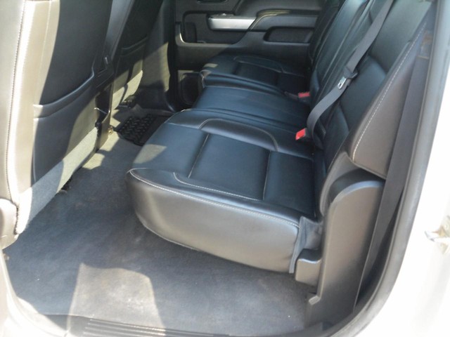 Chevrolet Silverado 2500HD Vehicle Full-screen Gallery Image 05