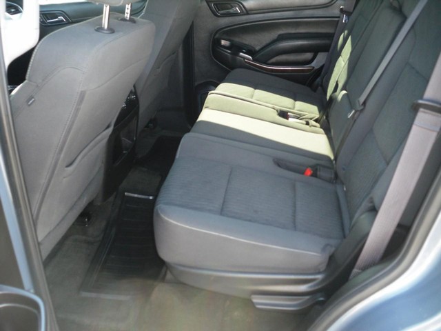 Chevrolet Tahoe Vehicle Full-screen Gallery Image 05