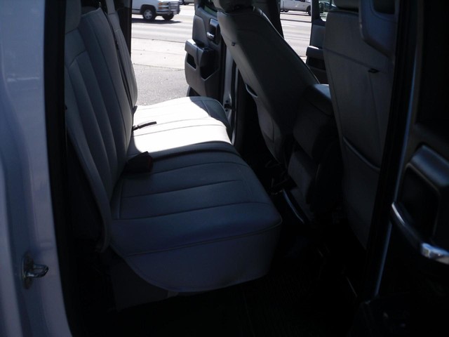 Chevrolet Silverado 2500HD Vehicle Full-screen Gallery Image 06