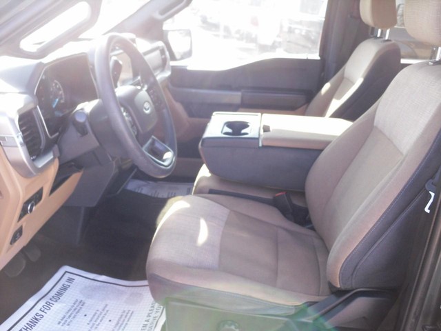 Ford F-150 Vehicle Full-screen Gallery Image 04